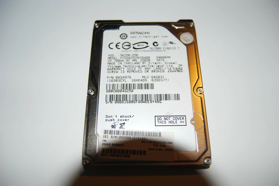 Hitachi Travelstar 5K250 HTS542525K9SA00 250 GB,Internal,5400 RPM,2.5" SATA - Image 1 of 1
