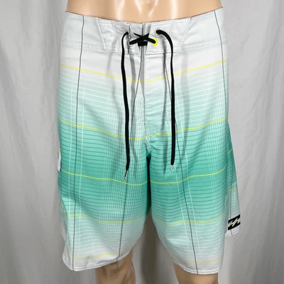 Pantalones Cortos Billabong Para Hombre 36W Blanco Verde A Cuadros Gradiente Platino X Elastizados Foto 1 de 4