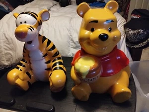 Par de tarros de galletas vintage de Disney's Winnie the Pooh RARO - Imagen 1 de 24