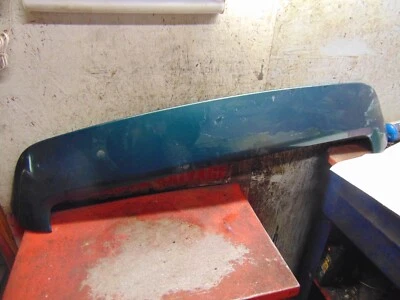 02 03 04 05 Kia Sedona oem factory rear hatch mounted wing spoiler - Image 1 of 3