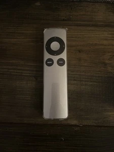 Telecomando originale Apple alluminio A1294 per Apple TV 1a 2a 3a e 4a generazione OEM NUOVO - Foto 1 di 2