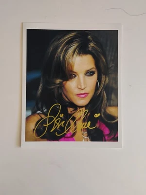Lisa Marie Presley Authentic Autographed 8x10 Photo Signed Picture With COA - Image 1 of 4