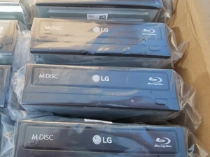 LG BH16NS55 Blu-ray Burner BD Burner Blu-ray DISC Rewriter DVD Built-in CD Drive - Picture 1 of 9