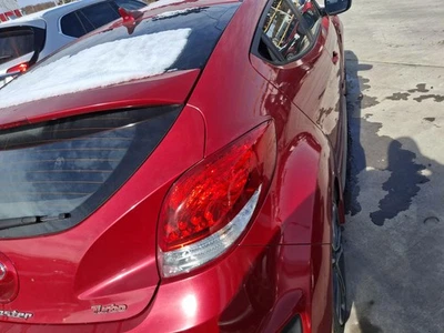 Conjunto de lanterna traseira direita usado serve: 2016 Hyundai Veloster com LED acento destro Gr - Imagem 1 de 4