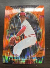 2023 Panini Select - Concourse Orange Flash Prizm #96 Mario Soto