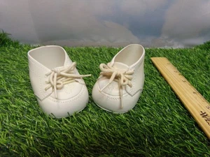 CABBAGE PATCH KIDS DOLL original SHOES CAME OFF A COLECO DOLL WHITE - Picture 1 of 3