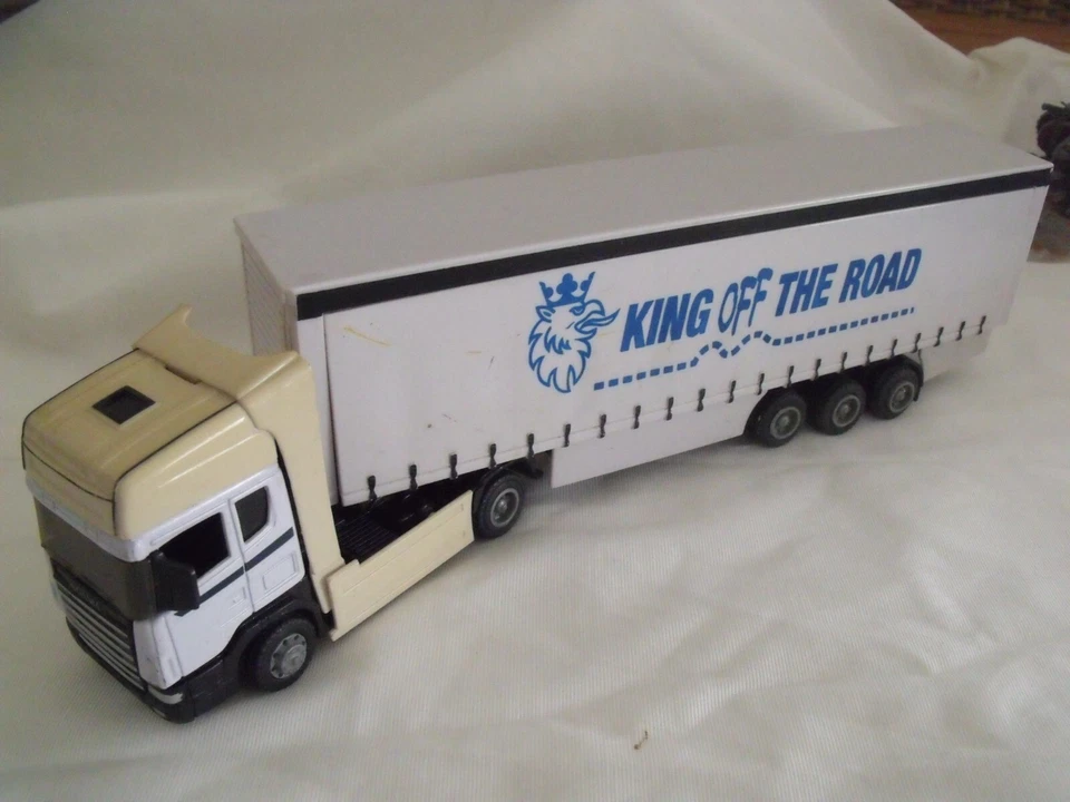 TEAMA  TOYS - Tracteur  SCANIA avec remorque " KING OFF THE ROAD " 30 cm - Photo 1/4