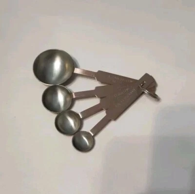 Juego de 4 cucharas medidoras chapadas en cobre tono cobre acero inoxidable utensilios Foto 1 de 4