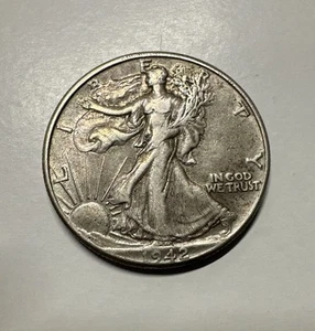 1942 Philadelphia Mint Silver Walking Liberty Half Gorgeous FAST SHIPPING! - Bild 1 von 12