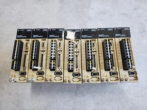 Yaskawa SGDS-01A01A servopack Servo Drive 100W 200V - Picture 1 of 5