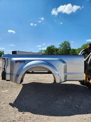 Ford Super Duty F350 F450 F550 2017-2022 8' doble platón Foto 1 de 4