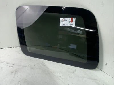 2006-2011 Chevrolet HHR Driver Left Quarter Glass DQ11047YPY - Image 1 of 4