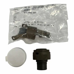 MS3126F14-19S ITT Cannon Circular Mil Spec Connector - Picture 1 of 2