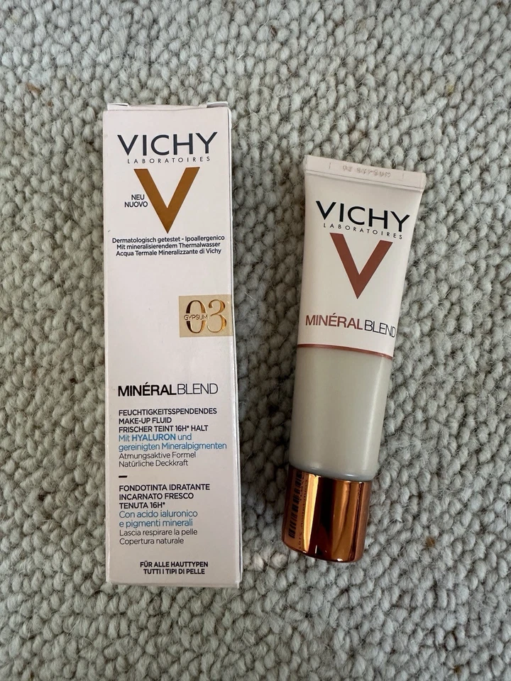 VichyMineralblend 16HR Hold Hydrating Foundation 30ml 03 Gypsum   - Image 1 of 3
