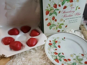 PLACA DE PORCELANA FRESA/6 JABONES DE INVITADOS FRESA Avon 1978 ¡Nuevo en caja!¡! - Imagen 1 de 10