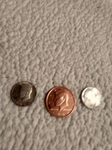 Silver coins lot 2 1964 halfs. circulated. Plus one ounce copper 9.99 kennedy Cover