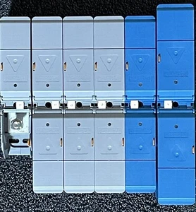 Lot of 8 Phoenix Contact Bolt Connection Terminal Block 7) RBO 10 & 1) RBO 12 - Picture 1 of 5