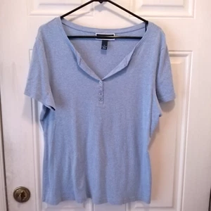 Karen Scott Womens size L Blue 100% cotton Top w/accent buttons on V neck co1919 - Picture 1 of 4
