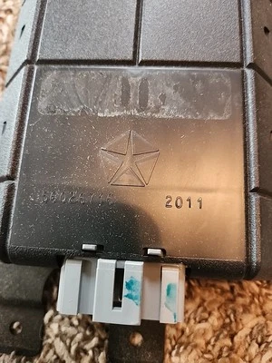 Módulo de caja de frenos ABS Dodge Ram 1989-1993 Foto 1 de 4