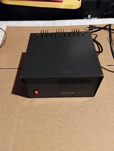 Astron RS-20S 13.8VDC 20Amp Linear Power Supply with Built-In Speaker - Zdjęcie 1 z 8