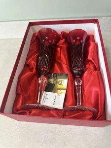 Waterford Kristall Paar rubinrote Happy Holidays Flöten Weihnachtsbaum in Box - Bild 1 von 2