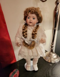 Vintage Porcelain Hello Dolly Doll great condition NO BOX - Picture 1 of 11