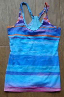 Tanque forrado com alça de espaguete listrado FILA feminino novo sem etiquetas tamanho XS/S (7-8) - Imagem 1 de 4