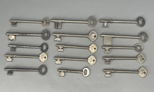 15 Vintage Large Keys Key Church Jail Gate Door Key Art Display - Picture 1 of 15