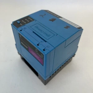 AMPLIFICADOR DE LLAMA ULTRAVIOLETA CONTROL QUEMADOR HONEY WELL RM7823A1016 - Imagen 1 de 9