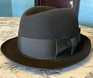 Vintage 1960s Bond Royal Quality Sz 6 7/8 Black Felt Homburg Men's Hat - Picture 1 of 8