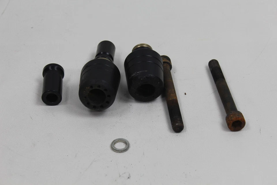 MV Agusta Superveloce 800 CNC Motor de Carreras Motor Marco Deslizadores Discos Deslizantes Foto 1 de 2