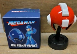 Mini casco Megaman réplica exclusiva de caja de botín rojo - Imagen 1 de 1