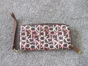 Calvin Klein Monogram Logo Wristlet Wallet Brown Designer Small Purse Clutch EUC