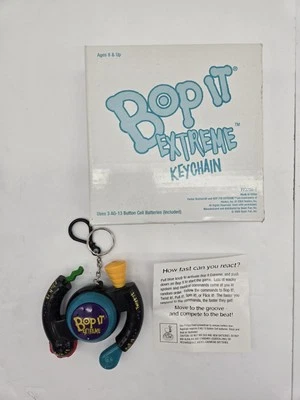 De Colección Hasbro Bop It Extreme Llavero Bolsillo Mini Diversión Básica 2000 Y2K Foto 1 de 4