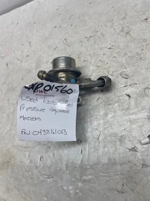 Regulador de presión de inyección de combustible para Mercedes R107 R129 500SL *SIN PEZÓN* Foto 1 de 4