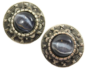 Vintage Embossed Southwest Style Pewter Blue Cat's Eye Stone Clip On Earrings - Picture 1 of 3