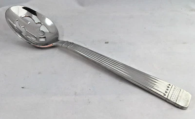 Cuchara para servir mesa perforada de paladio inoxidable Mikasa GF120 18/8 estriada 149089 Foto 1 de 4