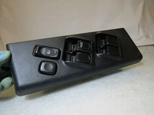 Isuzu Trooper Duty 98-02 3.0 right front door electric window switch buttons XYZ - Picture 1 of 7