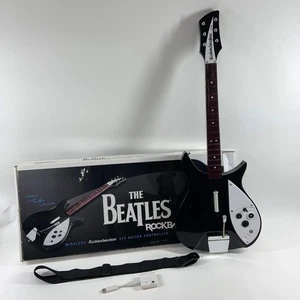 Wireless Rickenbacker 325 Guitar Controller The Beatles NWGTS5 For Wii - Picture 1 of 4