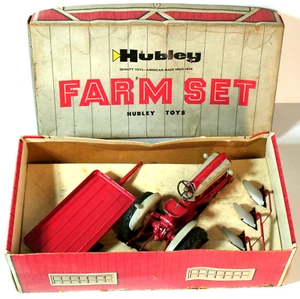 Vintage Toy Tractor Hubley Farm Set No. 57 - Picture 1 of 17