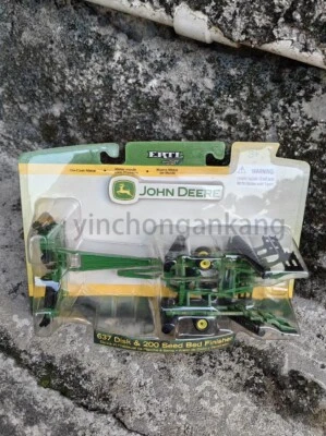 Ertl 1/64 John Deere 637 Disk Tillage Farm Toy - Image 1 of 3