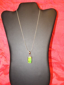 Gemstone Southwestern Green Copper Turquoise Pendant Necklace 18" Rope  Chain - Picture 1 of 5