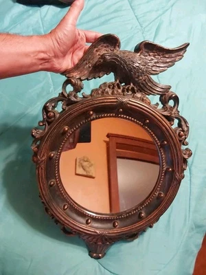 Dardo vintage da década de 1970 Ind. Espelho com moldura de resina 4007 Federal Eagle EUA  - Imagem 1 de 4