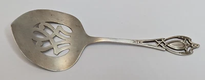 Servidor de tomate Lunt Monticello de plata esterlina de 7 3/4", perforado, sin monograma, difícil de encontrar Foto 1 de 4