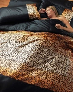 Country Club Microfibre Duvet Cover Bedding Set Double - Picture 1 of 1