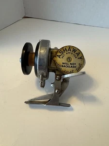 Vintage ASHAWAY Slip Cast Angelrolle Cleveland Ohio Tool Co. Will Not Backlash - Bild 1 von 8