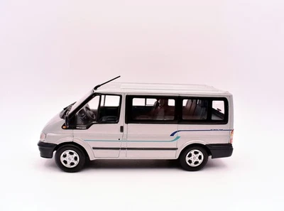 Modellauto Ford Transit Furgone 1:43 Minichamps Diecast Modellbau - Bild 1 von 4