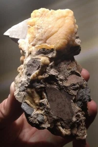 NO WAYYY!! 498 GRAMS NATURAL TRAVERTINE CALCITE !!! - Picture 1 of 10