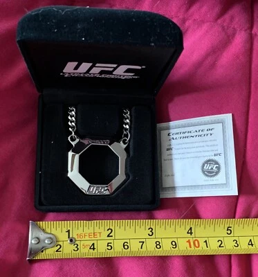 全新 原始珠宝盒 - 男式 UFC 八边形项链吊坠 终极格斗 — 第 1/4 张图片