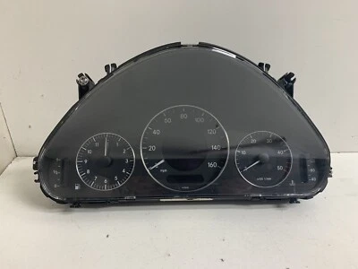 2005 Mercedes E320 спидометр приборной панели A 211 540 14 47 138k оригинальный - Изображение 1 из 4